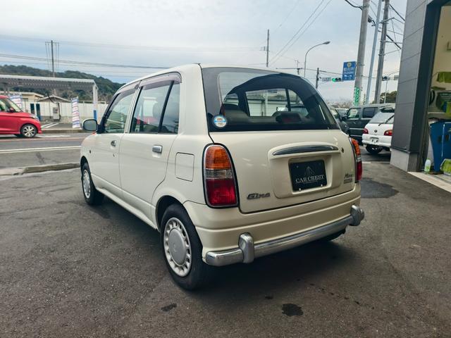 ミラジーノ ジーノ　メモリアルエディション　タイミングベルト交換済み　ウッド内装　パワーウインドウ　運転席エアバッグ　エアコン　パワステ　衝突安全ボディ　助手席エアバッグ（6枚目）