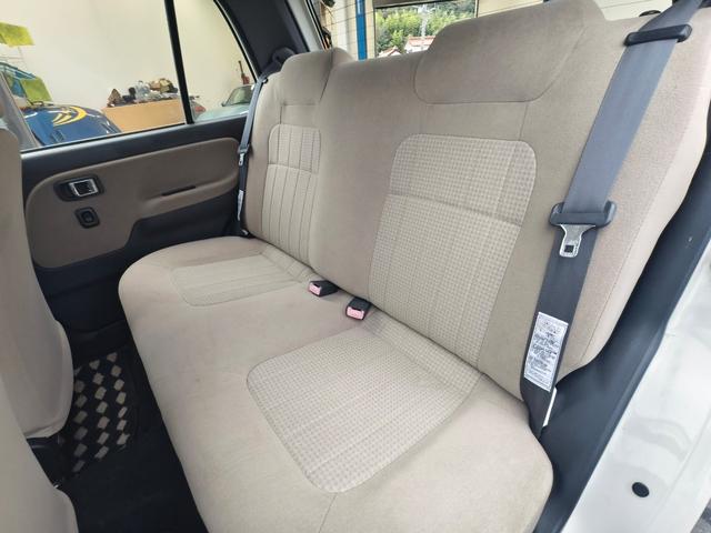 ミラジーノ ジーノ　メモリアルエディション　タイミングベルト交換済み　ウッド内装　パワーウインドウ　運転席エアバッグ　エアコン　パワステ　衝突安全ボディ　助手席エアバッグ（17枚目）