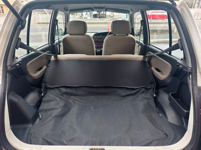 ミラジーノ ジーノ　メモリアルエディション　タイミングベルト交換済み　ウッド内装　パワーウインドウ　運転席エアバッグ　エアコン　パワステ　衝突安全ボディ　助手席エアバッグ（19枚目）