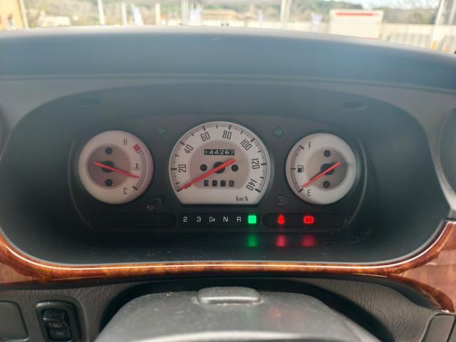 ミラジーノ ジーノ　メモリアルエディション　タイミングベルト交換済み　ウッド内装　パワーウインドウ　運転席エアバッグ　エアコン　パワステ　衝突安全ボディ　助手席エアバッグ（21枚目）