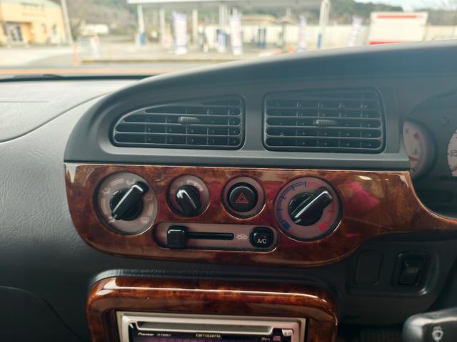 ミラジーノ ジーノ　メモリアルエディション　タイミングベルト交換済み　ウッド内装　パワーウインドウ　運転席エアバッグ　エアコン　パワステ　衝突安全ボディ　助手席エアバッグ（23枚目）