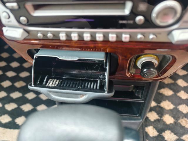 ミラジーノ ジーノ　メモリアルエディション　タイミングベルト交換済み　ウッド内装　パワーウインドウ　運転席エアバッグ　エアコン　パワステ　衝突安全ボディ　助手席エアバッグ（26枚目）