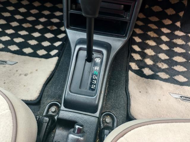 ミラジーノ ジーノ　メモリアルエディション　タイミングベルト交換済み　ウッド内装　パワーウインドウ　運転席エアバッグ　エアコン　パワステ　衝突安全ボディ　助手席エアバッグ（31枚目）