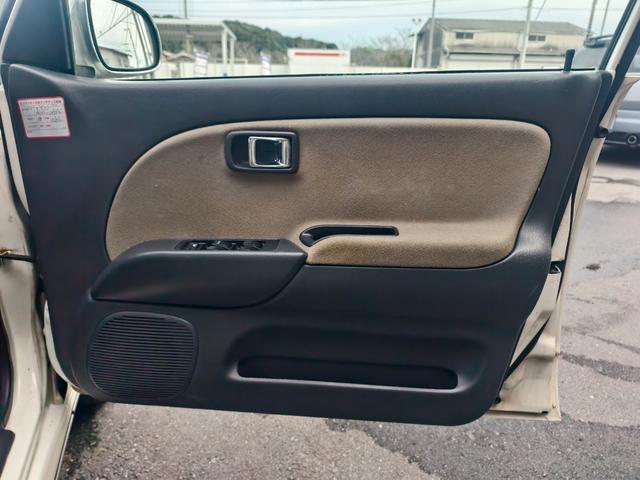 ミラジーノ ジーノ　メモリアルエディション　タイミングベルト交換済み　ウッド内装　パワーウインドウ　運転席エアバッグ　エアコン　パワステ　衝突安全ボディ　助手席エアバッグ（33枚目）