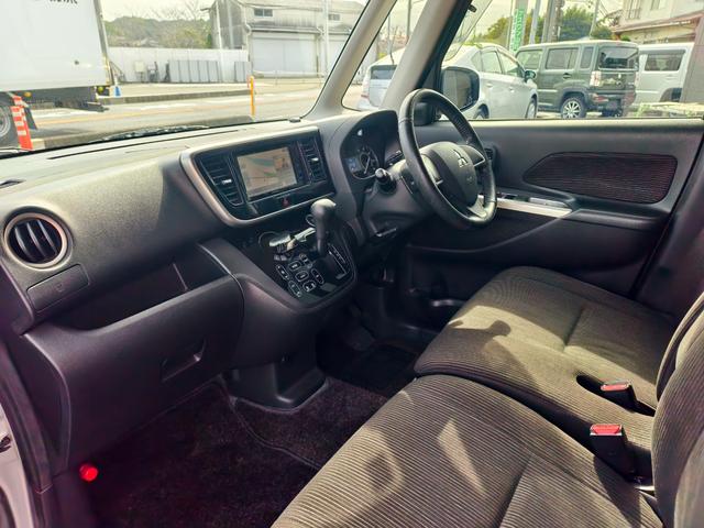 eKスペースカスタム カスタムT e-アシスト セキュリティー ターボモデル BT接続 バックモニタ- ナビ・TV LEDヘッドランプ USB 電格ミラー オートクルーズコントロール ドラレコ ESC スマートキー・プッシュスタート ベンチシート(12枚目)