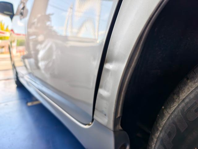 プリウス Ｓ　アイドリングストップ搭載　格納ミラー　Ｂモニタ－　ＡＵＴＯライト　インテリキー　ＨＤＤナビゲーション　デュアルエアバック　エアＢ　イモビライザー　ナビＴＶ　ＡＵＴＯエアコン　横スベリ防止　ＥＴＣ装備（44枚目）