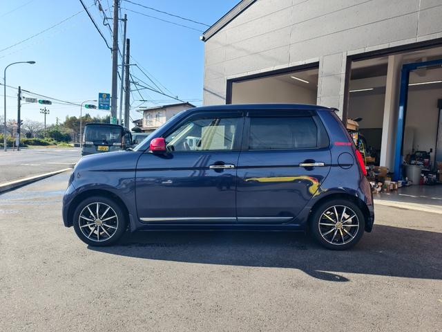 Ｎ－ＯＮＥ プレミアム　電動格納ドアミラー　運転席エアバック　イモビライザー　ＵＳＢ接続　ＥＴＣ装備　バックモニター　助手席エアバック　パワーステ　衝突安全ボディ　フルオートエアコン　スマ－トキ－　キーレス　ナビ　ＡＢＳ（5枚目）