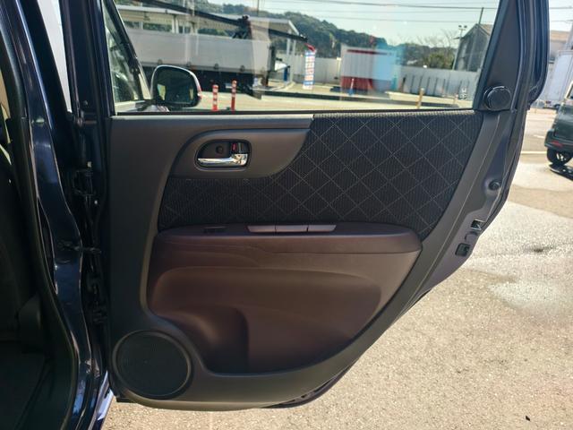 Ｎ－ＯＮＥ プレミアム　電動格納ドアミラー　運転席エアバック　イモビライザー　ＵＳＢ接続　ＥＴＣ装備　バックモニター　助手席エアバック　パワーステ　衝突安全ボディ　フルオートエアコン　スマ－トキ－　キーレス　ナビ　ＡＢＳ（34枚目）