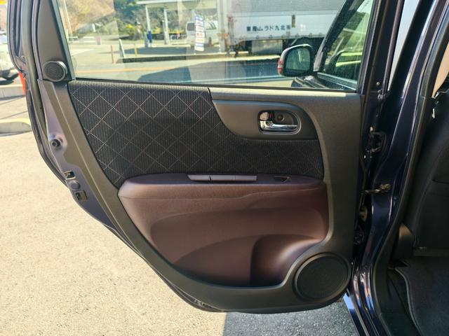 Ｎ－ＯＮＥ プレミアム　電動格納ドアミラー　運転席エアバック　イモビライザー　ＵＳＢ接続　ＥＴＣ装備　バックモニター　助手席エアバック　パワーステ　衝突安全ボディ　フルオートエアコン　スマ－トキ－　キーレス　ナビ　ＡＢＳ（35枚目）