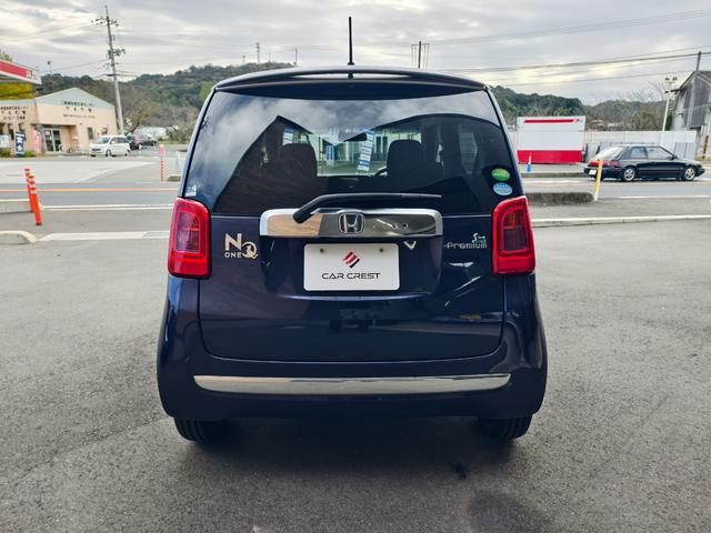 Ｎ－ＯＮＥ プレミアム　ツアラー　ブルートゥースオーディオ　Ｒカメ　ベンチＳ　地デジ　ドライブレコーダ　Ｗエアバック　ＥＴＣ車載器　スマ－トキ－　ＶＳＡ　ＡＡＣ　キーレス　ターボ　ナビＴＶ　盗難防止装置　エアバック　パワステ　ＵＳＢ（7枚目）
