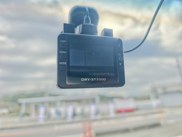 Ｎ－ＯＮＥ プレミアム　ツアラー　ブルートゥースオーディオ　Ｒカメ　ベンチＳ　地デジ　ドライブレコーダ　Ｗエアバック　ＥＴＣ車載器　スマ－トキ－　ＶＳＡ　ＡＡＣ　キーレス　ターボ　ナビＴＶ　盗難防止装置　エアバック　パワステ　ＵＳＢ（34枚目）