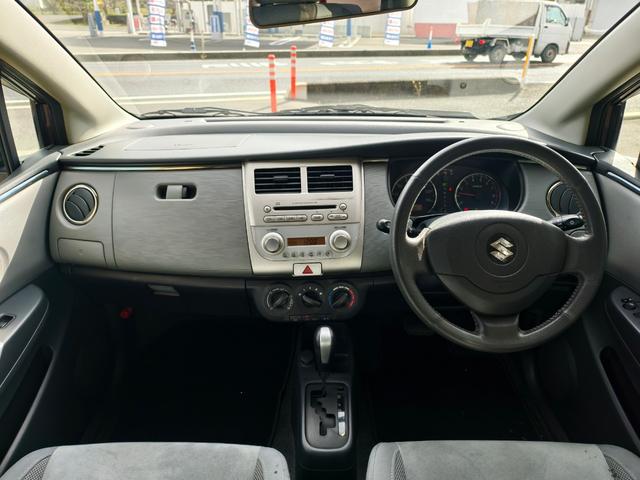 セルボ ＧリミテッドＩＩ　キーフリーシステム　パワーウインドウ　運転席エアバッグ　スマキー　盗難警報装置　電格ミラー　衝突安全ボディ　パワーステアリング　エアコン　ダブルエアバック（9枚目）