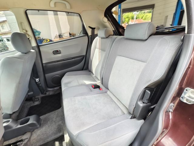 セルボ ＧリミテッドＩＩ　キーフリーシステム　パワーウインドウ　運転席エアバッグ　スマキー　盗難警報装置　電格ミラー　衝突安全ボディ　パワーステアリング　エアコン　ダブルエアバック（17枚目）