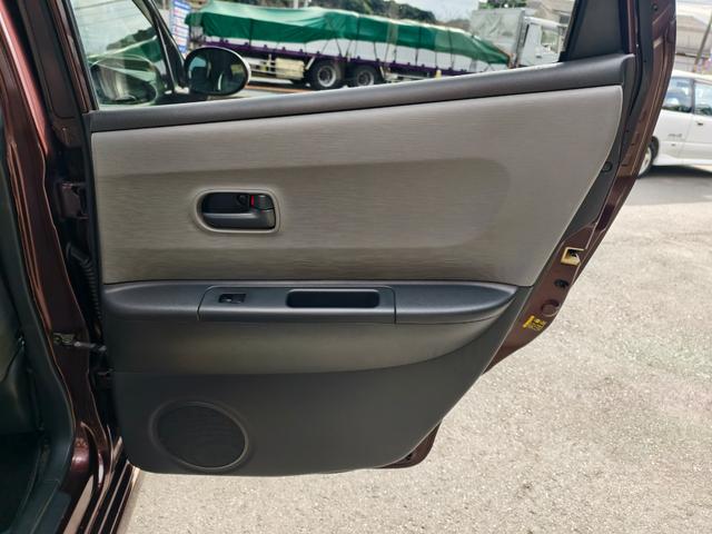 セルボ ＧリミテッドＩＩ　キーフリーシステム　パワーウインドウ　運転席エアバッグ　スマキー　盗難警報装置　電格ミラー　衝突安全ボディ　パワーステアリング　エアコン　ダブルエアバック（33枚目）