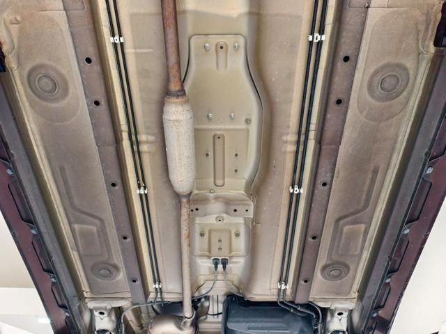 セルボ ＧリミテッドＩＩ　キーフリーシステム　パワーウインドウ　運転席エアバッグ　スマキー　盗難警報装置　電格ミラー　衝突安全ボディ　パワーステアリング　エアコン　ダブルエアバック（37枚目）