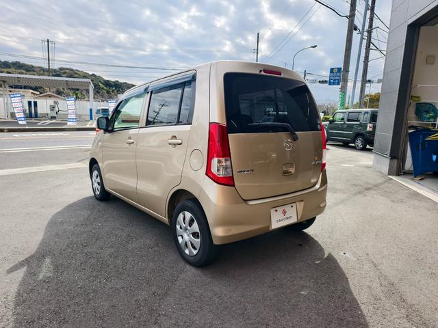 ＡＺワゴン ＸＧ　セキュリティー　電格ドアミラー　ベンチシートフルフラット　ダブルエアバッグ　キーレス付　運転席エアバッグ　ＰＳ　ＡＣ　衝突安全ボディ　パワーウィンド（6枚目）