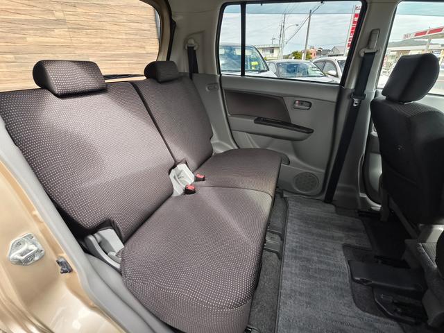 ＡＺワゴン ＸＧ　セキュリティー　電格ドアミラー　ベンチシートフルフラット　ダブルエアバッグ　キーレス付　運転席エアバッグ　ＰＳ　ＡＣ　衝突安全ボディ　パワーウィンド（15枚目）