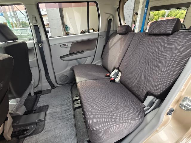 ＡＺワゴン ＸＧ　セキュリティー　電格ドアミラー　ベンチシートフルフラット　ダブルエアバッグ　キーレス付　運転席エアバッグ　ＰＳ　ＡＣ　衝突安全ボディ　パワーウィンド（17枚目）