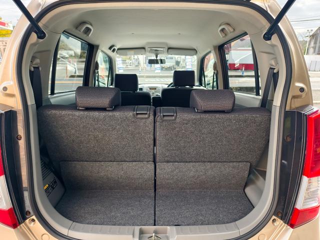ＡＺワゴン ＸＧ　セキュリティー　電格ドアミラー　ベンチシートフルフラット　ダブルエアバッグ　キーレス付　運転席エアバッグ　ＰＳ　ＡＣ　衝突安全ボディ　パワーウィンド（18枚目）