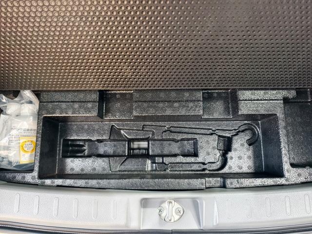 ＡＺワゴン ＸＧ　セキュリティー　電格ドアミラー　ベンチシートフルフラット　ダブルエアバッグ　キーレス付　運転席エアバッグ　ＰＳ　ＡＣ　衝突安全ボディ　パワーウィンド（20枚目）