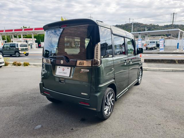 スペーシアカスタム ＴＳ　アイドルストップ　ＢＴ接続　フルセグ地デジ　Ｒカメラ　フルオートエアコン　フルフラットシート　ターボ車　盗難防止装置　ＡＵＴＯライト　ナビＴＶ　スマートキ－　パワーウインドウ　ＳＲＳ　ＥＴＣ　ＵＳＢ（8枚目）