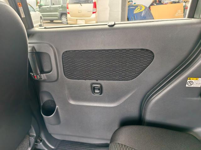 スペーシアカスタム ＴＳ　アイドルストップ　ＢＴ接続　フルセグ地デジ　Ｒカメラ　フルオートエアコン　フルフラットシート　ターボ車　盗難防止装置　ＡＵＴＯライト　ナビＴＶ　スマートキ－　パワーウインドウ　ＳＲＳ　ＥＴＣ　ＵＳＢ（46枚目）