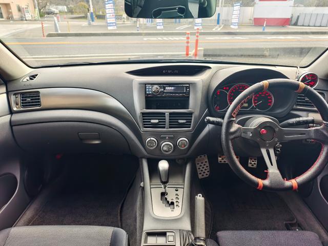 インプレッサ Ｓ－ＧＴ　スポーツパッケージ　タイミングベルト交換済み　社外マフラー　車高調　ＡＤＶＡＮホイール　追加メーター　レカロシート　ローダウン　クルコン　オートエアコン　ＥＴＣ　電動格納ミラー　ＡＢＳ　盗難防止システム　衝突安全ボディ（11枚目）