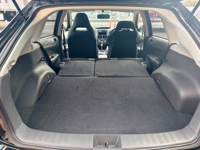 インプレッサ Ｓ－ＧＴ　スポーツパッケージ　タイミングベルト交換済み　社外マフラー　車高調　ＡＤＶＡＮホイール　追加メーター　レカロシート　ローダウン　クルコン　オートエアコン　ＥＴＣ　電動格納ミラー　ＡＢＳ　盗難防止システム　衝突安全ボディ（22枚目）