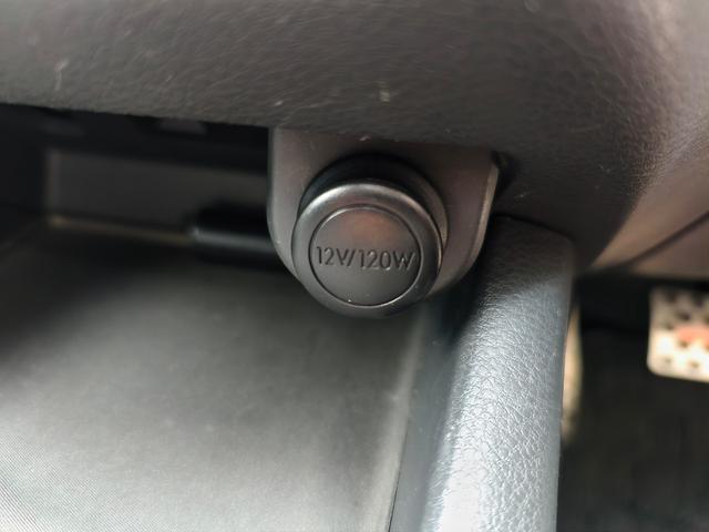 インプレッサ Ｓ－ＧＴ　スポーツパッケージ　タイミングベルト交換済み　社外マフラー　車高調　ＡＤＶＡＮホイール　追加メーター　レカロシート　ローダウン　クルコン　オートエアコン　ＥＴＣ　電動格納ミラー　ＡＢＳ　盗難防止システム　衝突安全ボディ（29枚目）