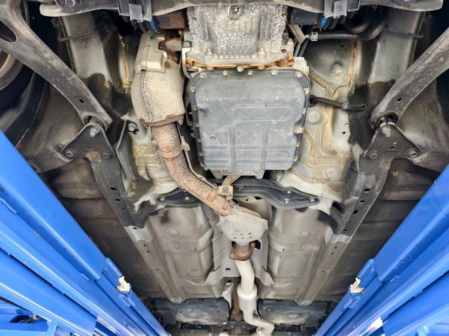 インプレッサ Ｓ－ＧＴ　スポーツパッケージ　タイミングベルト交換済み　社外マフラー　車高調　ＡＤＶＡＮホイール　追加メーター　レカロシート　ローダウン　クルコン　オートエアコン　ＥＴＣ　電動格納ミラー　ＡＢＳ　盗難防止システム　衝突安全ボディ（52枚目）