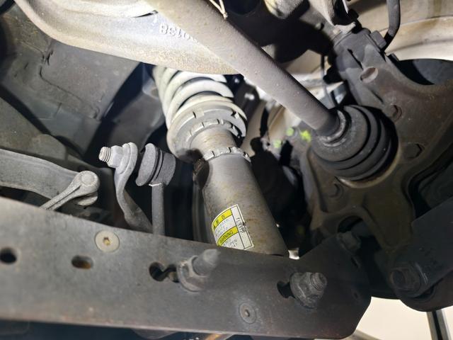 インプレッサ Ｓ－ＧＴ　スポーツパッケージ　タイミングベルト交換済み　社外マフラー　車高調　ＡＤＶＡＮホイール　追加メーター　レカロシート　ローダウン　クルコン　オートエアコン　ＥＴＣ　電動格納ミラー　ＡＢＳ　盗難防止システム　衝突安全ボディ（55枚目）