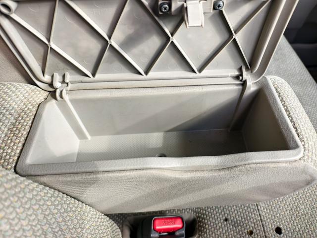 タント Ｌ　スマートセレクションＳＡ　衝突軽減装置　リモコンキー　衝突安全ボディ　ＥＴＣ車載器　パワーステアリング　パワーウィンドウ　アイドリングストップ　エアコン　両側スライドドア　盗難防止システム　電動格納ミラー　ＡＢＳ　バックカメラ（27枚目）