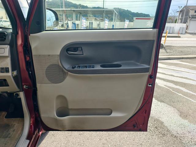 タント Ｌ　スマートセレクションＳＡ　衝突軽減装置　リモコンキー　衝突安全ボディ　ＥＴＣ車載器　パワーステアリング　パワーウィンドウ　アイドリングストップ　エアコン　両側スライドドア　盗難防止システム　電動格納ミラー　ＡＢＳ　バックカメラ（38枚目）