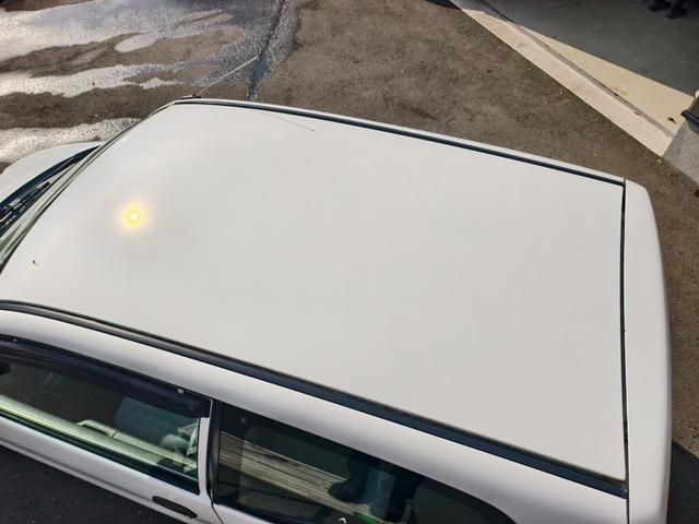 ミニカ ライラ　５速マニュアル　ワンオーナー　パワステ　衝突安全ボディ　マニュアルエアコン　手動開閉ウインドウ　純正ラジオデッキ　スペアキー（10枚目）