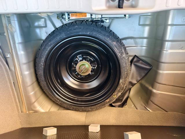 マーチ 12E スマキー パワーウインド 運転席助手席エアバック オートエアコン ABS エアバック 衝突安全ボディ キーレスエントリー パワーステ(22枚目)