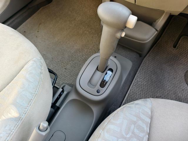 マーチ 12E スマキー パワーウインド 運転席助手席エアバック オートエアコン ABS エアバック 衝突安全ボディ キーレスエントリー パワーステ(28枚目)