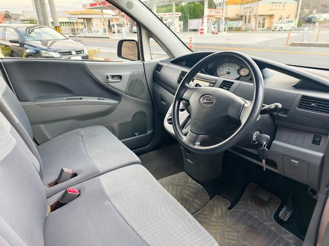 ムーヴ Ｌ　イモビ　キーフリーシステム　ＰＷ　Ｗエアバック　安全ボディ　運転席エアバック　ＡＣ　パワステ　フルフラット可　スペアキー　スペアタイヤ（12枚目）