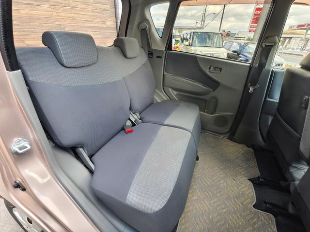 ムーヴ Ｌ　イモビ　キーフリーシステム　ＰＷ　Ｗエアバック　安全ボディ　運転席エアバック　ＡＣ　パワステ　フルフラット可　スペアキー　スペアタイヤ（17枚目）