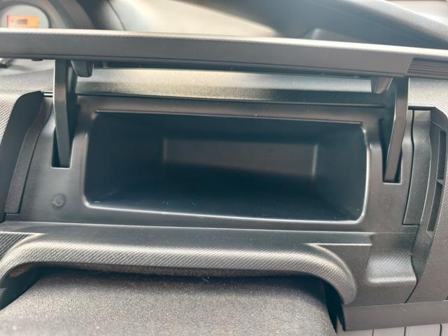 ムーヴ Ｌ　イモビ　キーフリーシステム　ＰＷ　Ｗエアバック　安全ボディ　運転席エアバック　ＡＣ　パワステ　フルフラット可　スペアキー　スペアタイヤ（30枚目）