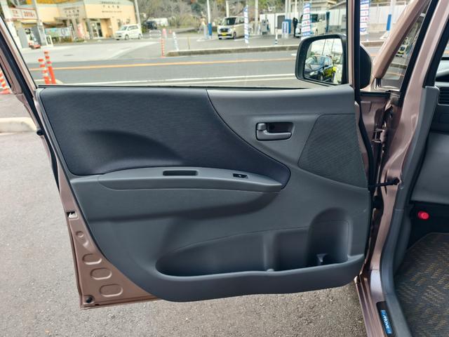 ムーヴ Ｌ　イモビ　キーフリーシステム　ＰＷ　Ｗエアバック　安全ボディ　運転席エアバック　ＡＣ　パワステ　フルフラット可　スペアキー　スペアタイヤ（40枚目）