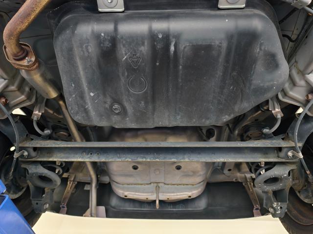 ムーヴ Ｌ　イモビ　キーフリーシステム　ＰＷ　Ｗエアバック　安全ボディ　運転席エアバック　ＡＣ　パワステ　フルフラット可　スペアキー　スペアタイヤ（49枚目）