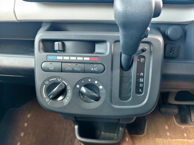 モコ S フルフラットシート 電格ミラー 盗難防止 バックモニター キーレス Wエアバッグ フロントベンチシート 衝突安全ボディ パワーウィンドウ エアコン USB ABS パワステ 運転席エアバッグ(26枚目)