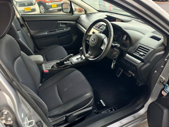 インプレッサG4 1.6i-L イモビライザー キーレスエントリー オートエアコン ナビ メモリーナビ フルタイム4WD パワーステアリング ABS 運転席エアバッグ パワーウィンドウ 電動格納ドアミラー(13枚目)