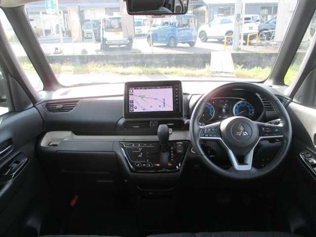 デリカミニ T プレミアム メモリーナビ・ドラレコ・ETC ETC車載器 フルセグTV LEDランプ クルコン キーレスエントリー ABS エアバッグ パワステ ベンチシート オートエアコン ターボ車 フロントカメラ ナビTV(3枚目)