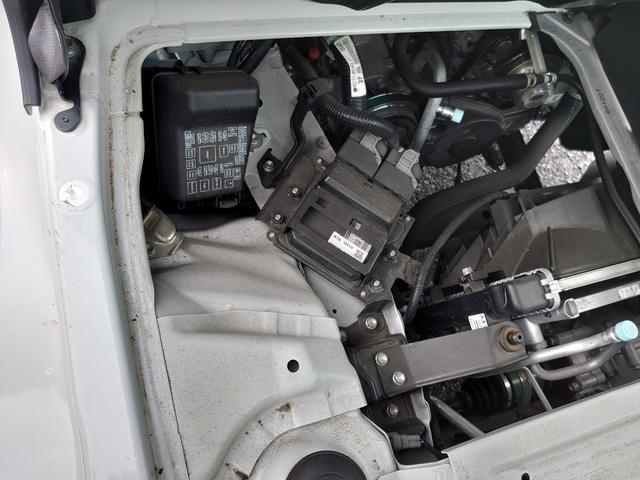 ハイゼットトラック スタンダードＳＡＩＩＩｔ　ＬＥＤへッドライト　スマートアシスト３　ドライブレコーダー　ＥＴＣ　社外１ＤＩＮオーディオ　切り替え４ＷＤ　コーナーセンサー（18枚目）