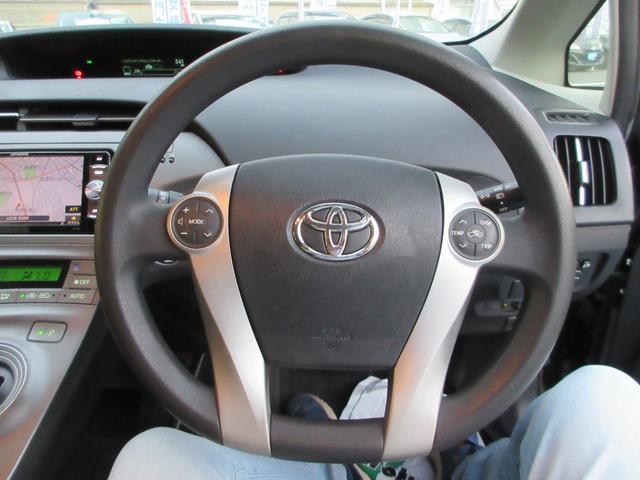 プリウス Ｓ　全国１年保証　社外ＳＤナビ　禁煙車　Ｂｌｕｅｔｏｏｔｈ接続　バックモニター　フルセグＴＶ　ＣＤ／ＤＶＤ再生　ＥＴＣ　ステアリングリモコン　衝突安全ボディー　盗難防止システム　運転席・助手席エアバッグ（23枚目）