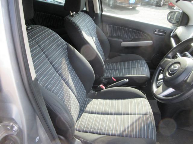 デミオ １３Ｃ　ユーザー下取車　禁煙車　ＥＴＣ　オーディオレス　衝突安全ボディー　運転席・助手席エアバッグ（20枚目）