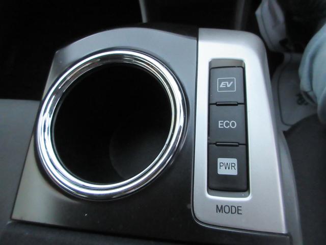 TOYOTA PRIUS ALPHA S TOURING SELECTION