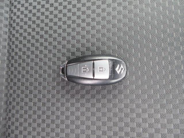 スイフト RS 全国1年保証 プッシュスタート スマートキー 電動格納ミラー パドルシフト ステアリングスイッチ 社外CDデッキ・ラジオ・USB接続・AUX入力 オートエアコン クルーズコントロール(23枚目)
