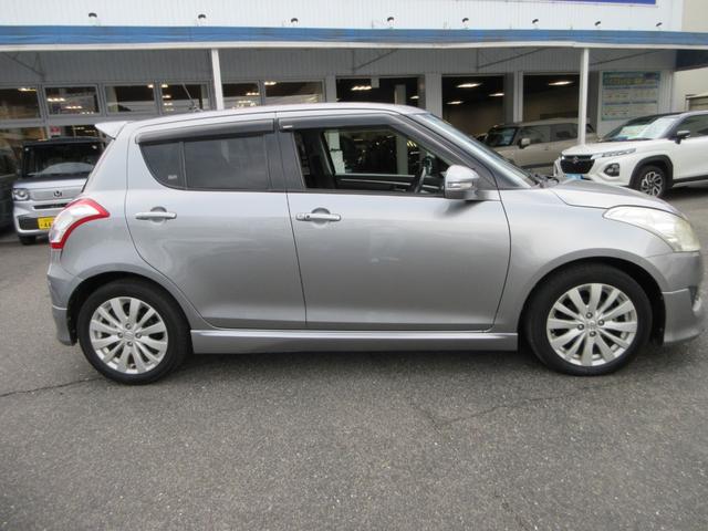 スイフト ＲＳ　全国１年保証　社外ナビ　Ｂｌｕｅｔｏｏｔｈ接続　ＥＴＣ　プッシュスタート　スマートキー　盗難防止システム　衝突安全ボディー運転席・助手席エアバッグ（11枚目）